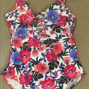 Time & Tru Small Swimsuit